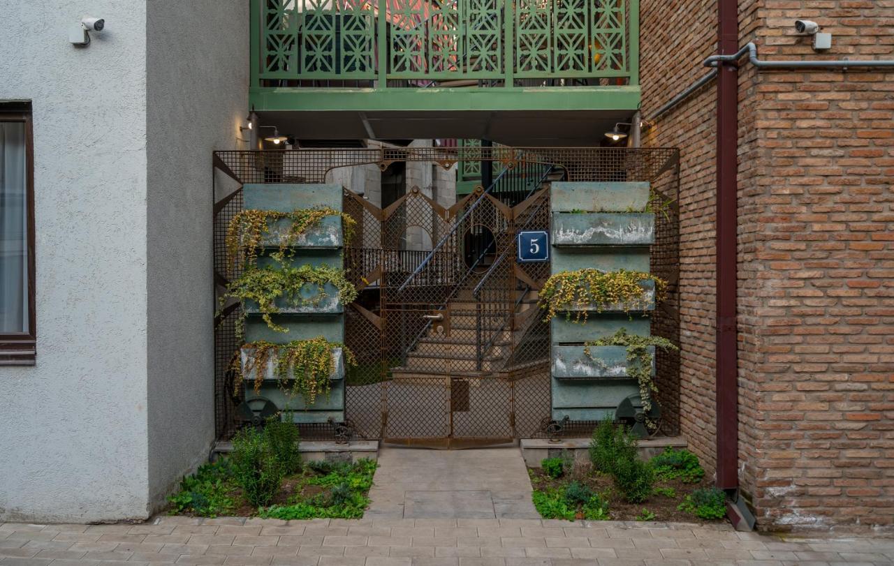 Boutique Kosher Hotel Tourfa Tbilisi Esterno foto