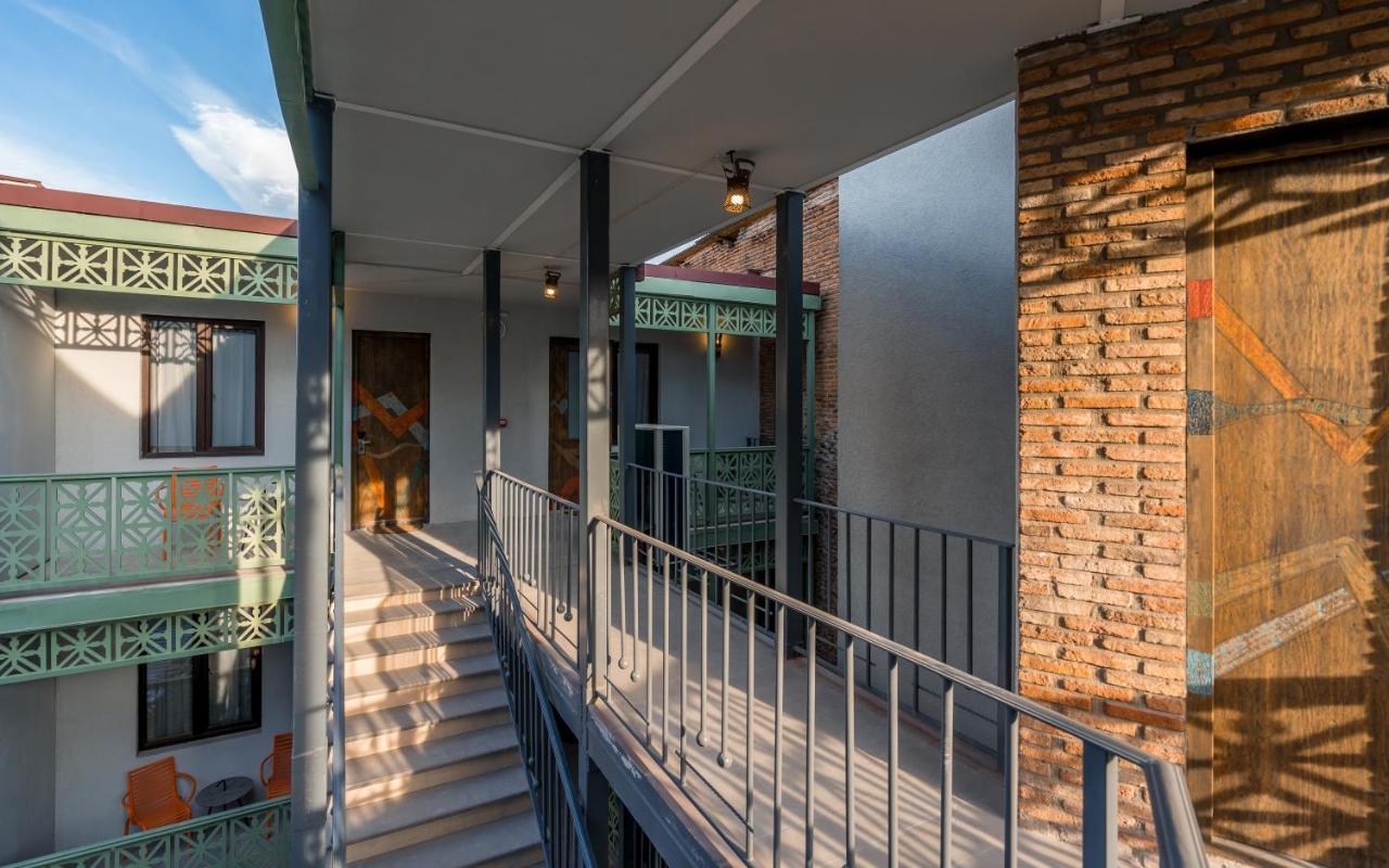 Boutique Kosher Hotel Tourfa Tbilisi Esterno foto