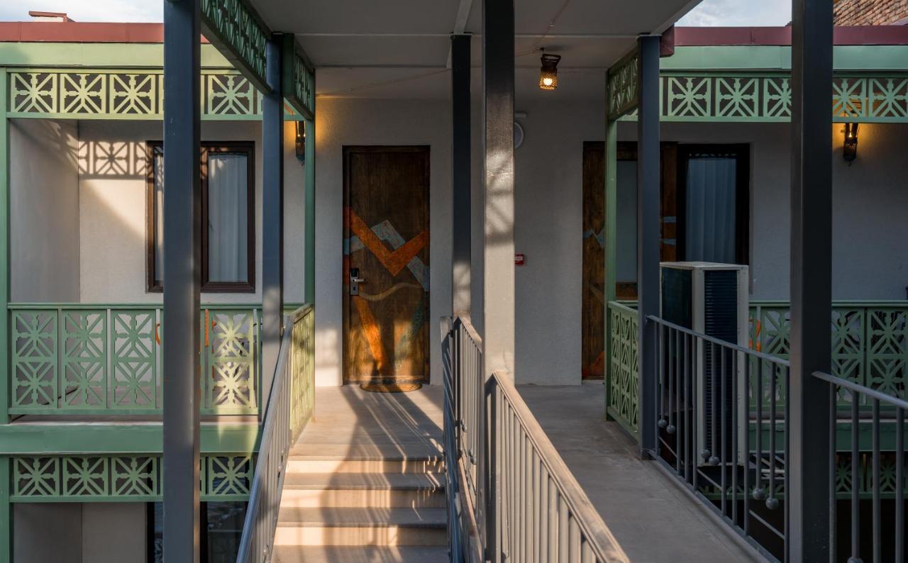 Boutique Kosher Hotel Tourfa Tbilisi Esterno foto