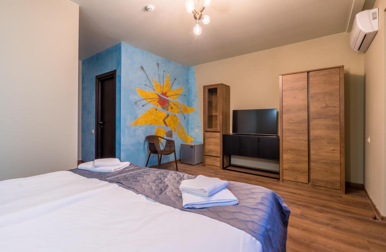 Boutique Kosher Hotel Tourfa Tbilisi Esterno foto