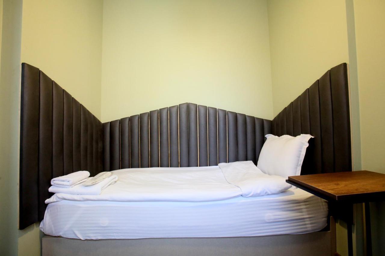 Boutique Kosher Hotel Tourfa Tbilisi Esterno foto