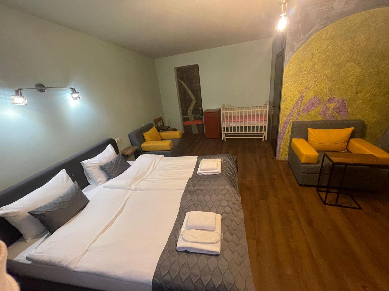 Boutique Kosher Hotel Tourfa Tbilisi Esterno foto